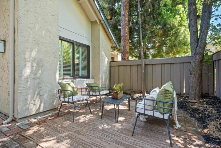 10093 Senate Way, Cupertino, California 95014