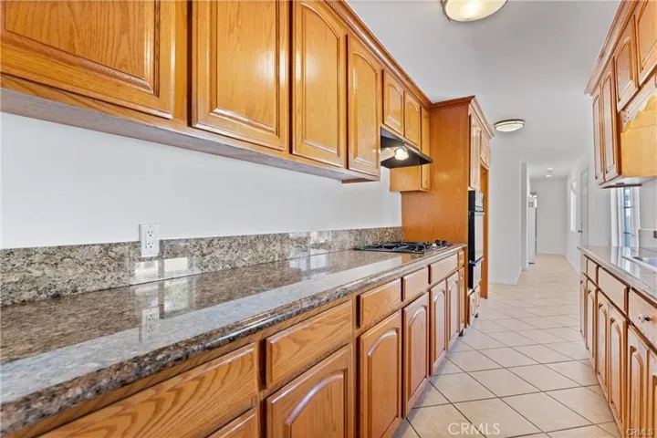 10031 San Antonio, South Gate, California 90280