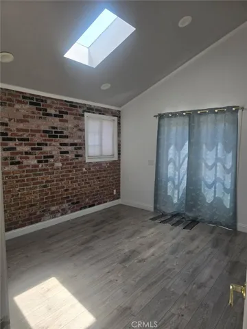10031 San Antonio, South Gate, California 90280