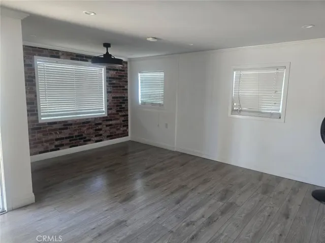 10031 San Antonio, South Gate, California 90280