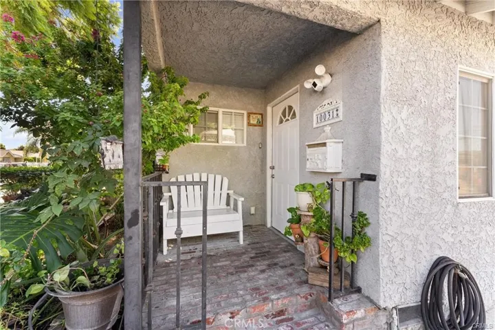 10031 San Antonio, South Gate, California 90280