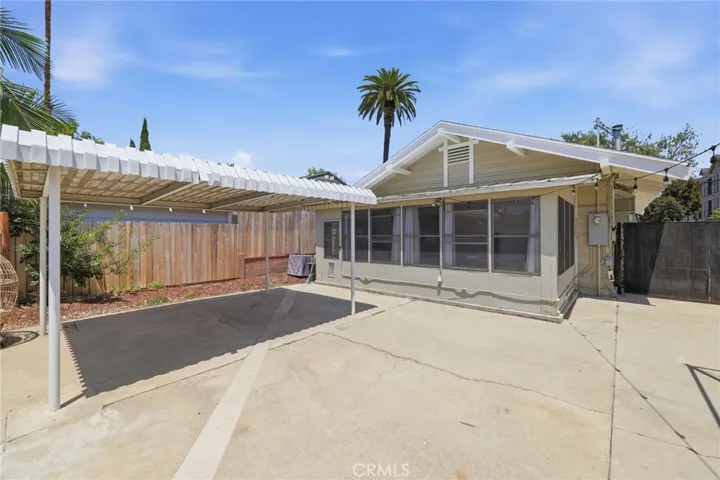 535 Nebraska, Long Beach, California 90802