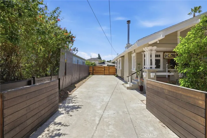 535 Nebraska, Long Beach, California 90802