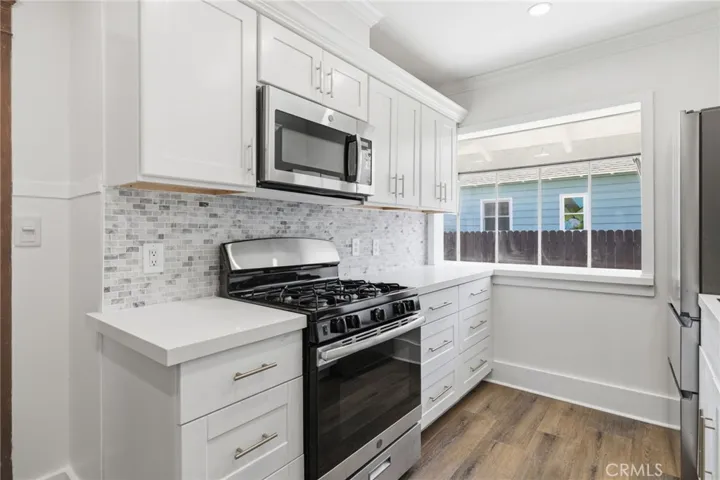 535 Nebraska, Long Beach, California 90802