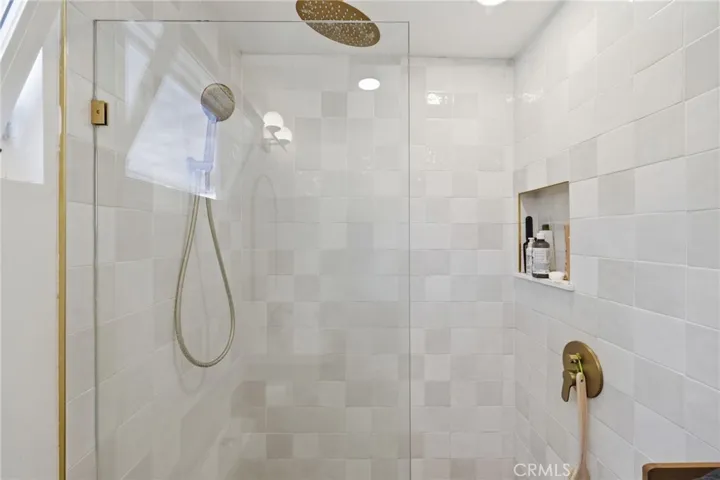535 Nebraska, Long Beach, California 90802
