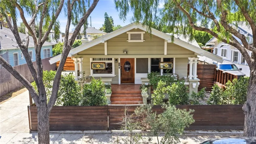 535 Nebraska, Long Beach, California 90802