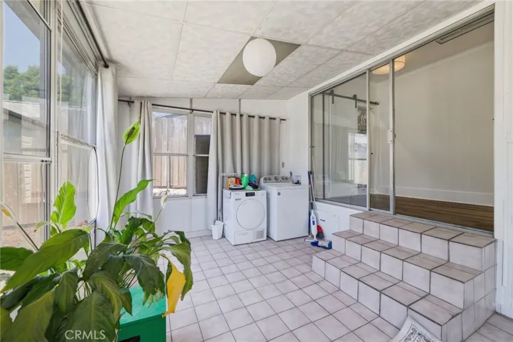535 Nebraska, Long Beach, California 90802