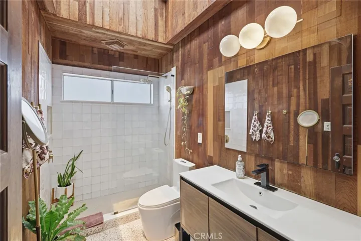 535 Nebraska, Long Beach, California 90802