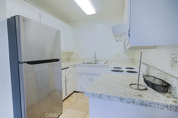 5542 Fernhill Circle B, Huntington Beach, California 92649