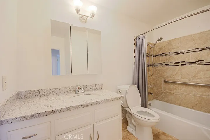5542 Fernhill Circle B, Huntington Beach, California 92649