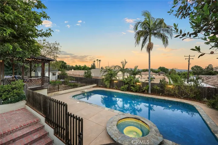 1060 W Leadora Avenue, Glendora, California 91741