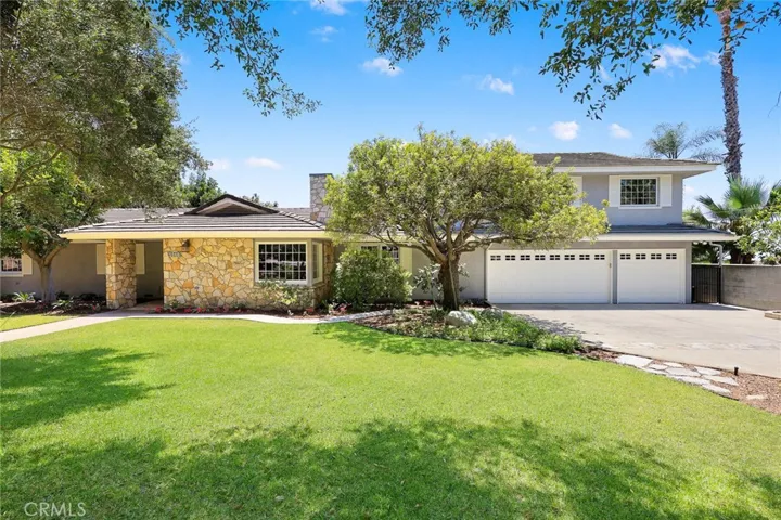 1060 W Leadora Avenue, Glendora, California 91741