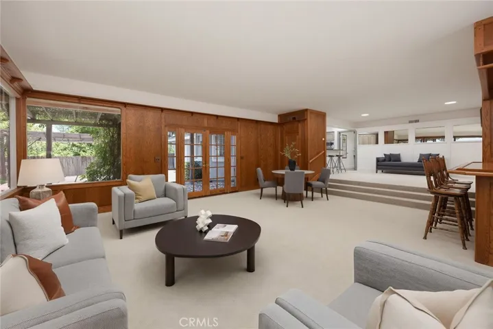 1060 W Leadora Avenue, Glendora, California 91741