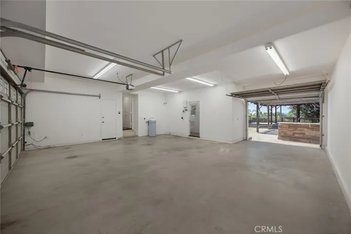 1060 W Leadora Avenue, Glendora, California 91741