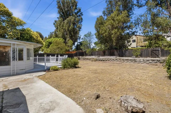 3181 Maddux Drive, Palo Alto, California 94303