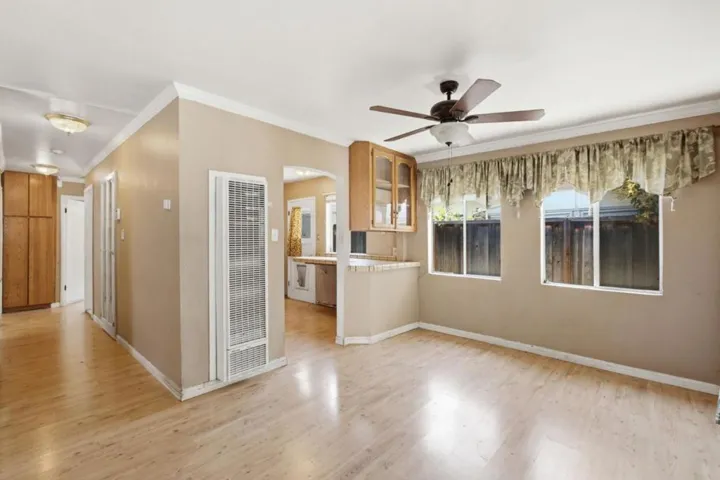 3181 Maddux Drive, Palo Alto, California 94303