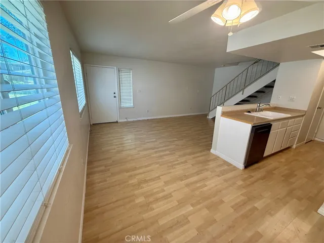 3053 Knollwood, La Verne, California 91750