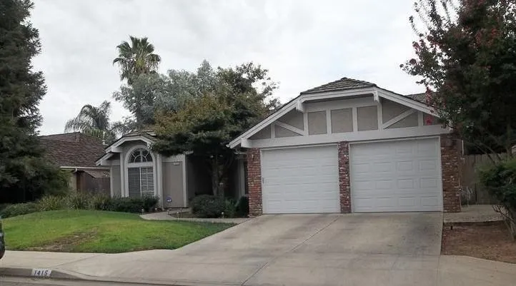 1415 E Portland Avenue, Fresno, California 93720