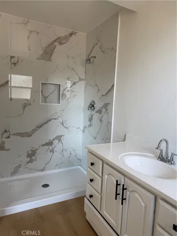 4195 Kingsley 43, Montclair, California 91763