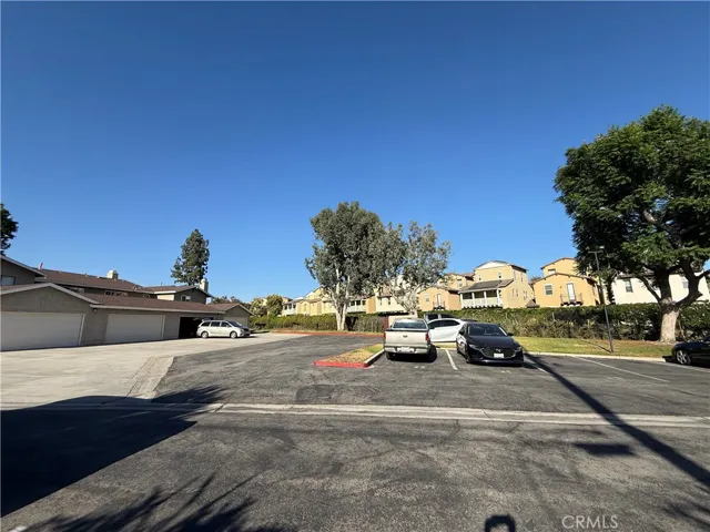 4195 Kingsley 43, Montclair, California 91763
