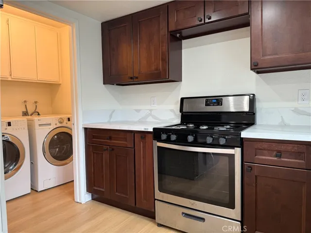 4195 Kingsley 43, Montclair, California 91763