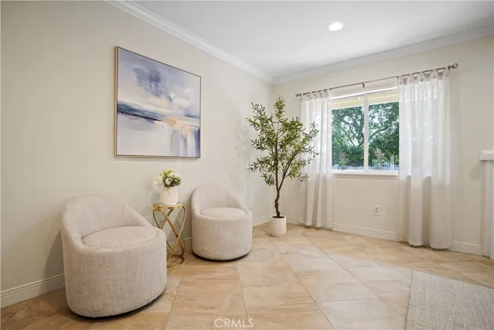 22615 Dardenne Street, Calabasas, California 91302