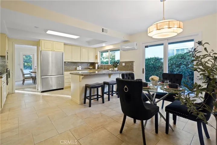 22615 Dardenne Street, Calabasas, California 91302
