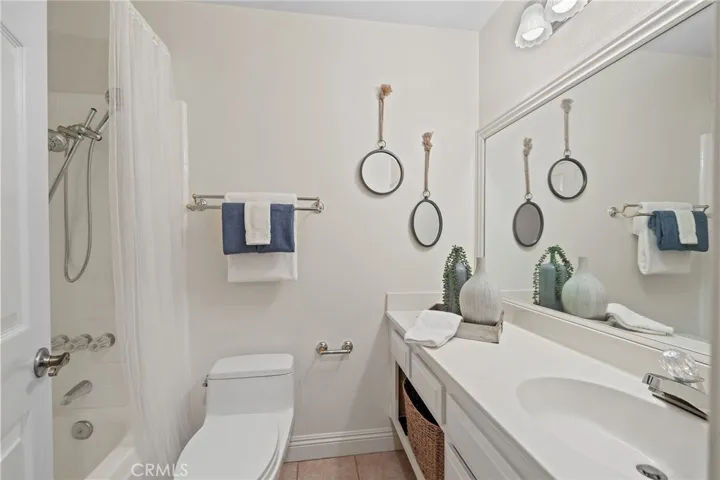 22872 Springwater, Lake Forest, California 92630