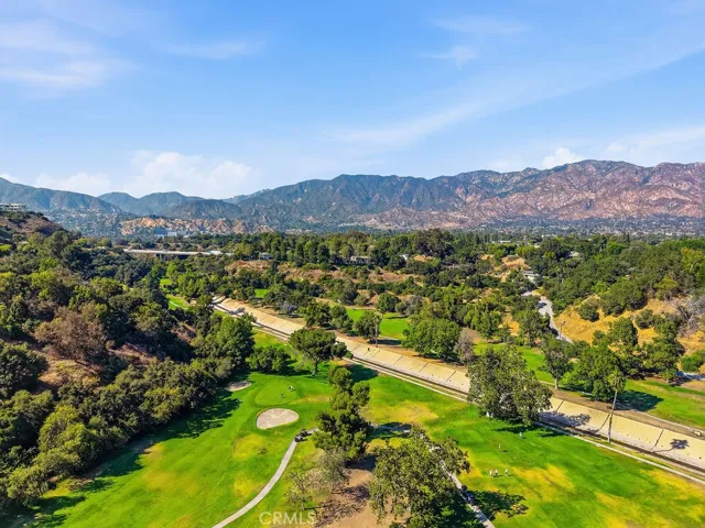 2021 Rosemont 3, Pasadena, California 91103