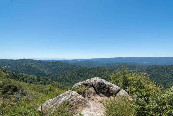 18568 Favre Ridge Road, Los Gatos, California 95033
