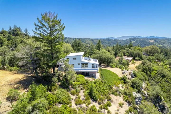 18568 Favre Ridge Road, Los Gatos, California 95033