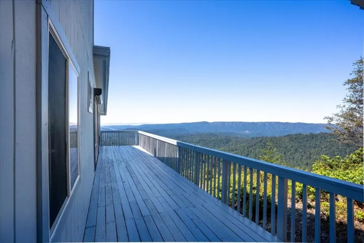 18568 Favre Ridge Road, Los Gatos, California 95033