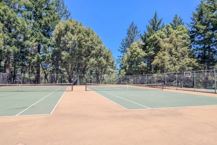18568 Favre Ridge Road, Los Gatos, California 95033