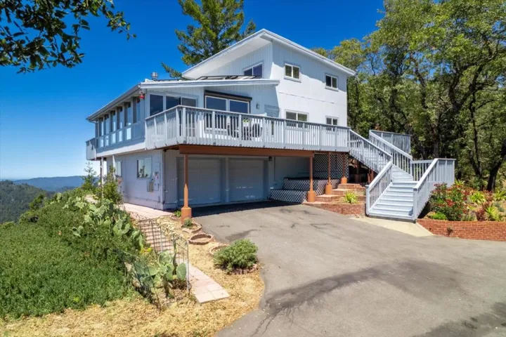 18568 Favre Ridge Road, Los Gatos, California 95033