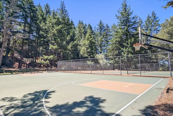 18568 Favre Ridge Road, Los Gatos, California 95033