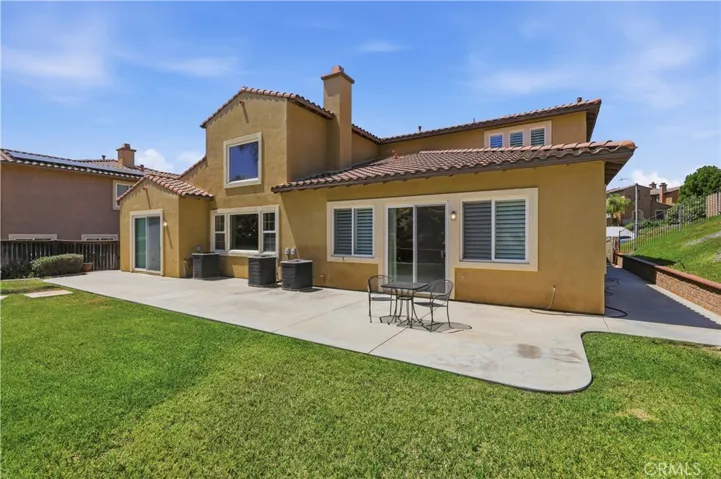 16861 Ridge Cliff Drive, Riverside, California 92503