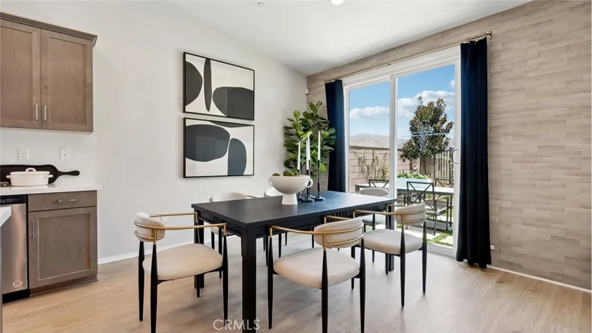 26212 Towhee Lane, Corona, California 92883