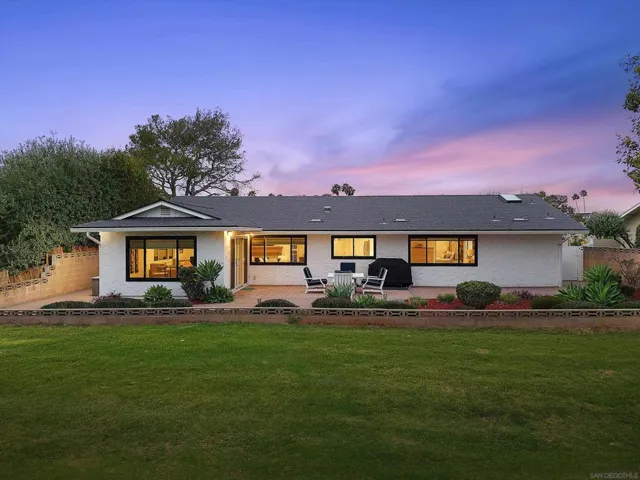 1840 San Pablo Dr, San Marcos, California 92078