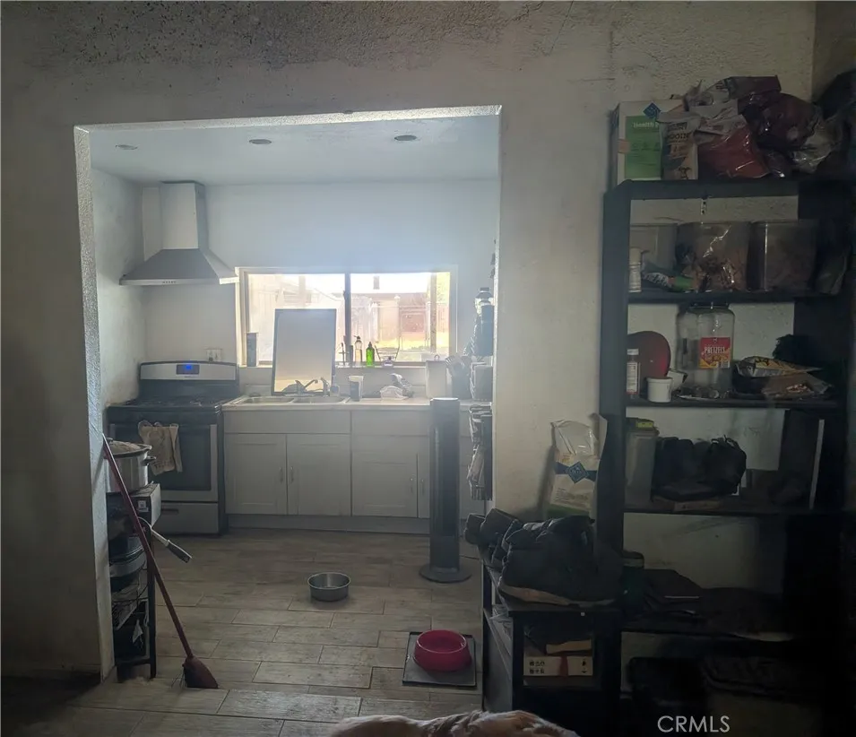 GARAGE CONVERSION KITCHEN