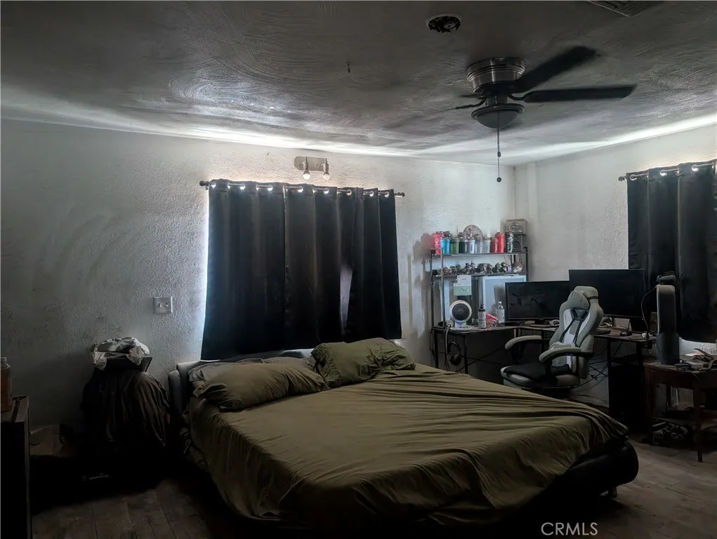 GARAGE CONVERSION BEDROOM