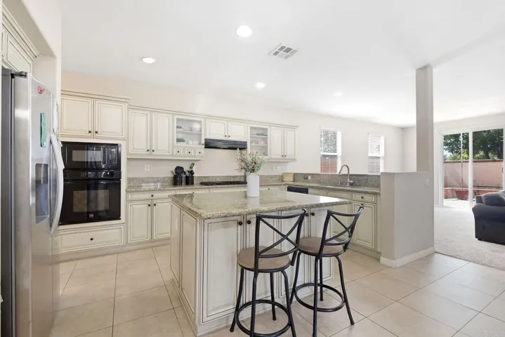 1025 Boulder Place, Oceanside, California 92057