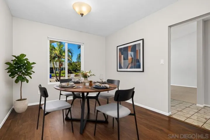 https://zimg.paragon.ice.com/ParagonImages/Property/PA/SDMLS/-527119/24/120/90/7c4dfcaaa2a5af4417932b814b3843d8/3/8c1d6fde7286d396d2a4b60a4395cafd/-527119-ed09259f-5381-4cfa-b321-3109b3827bdf.JPG