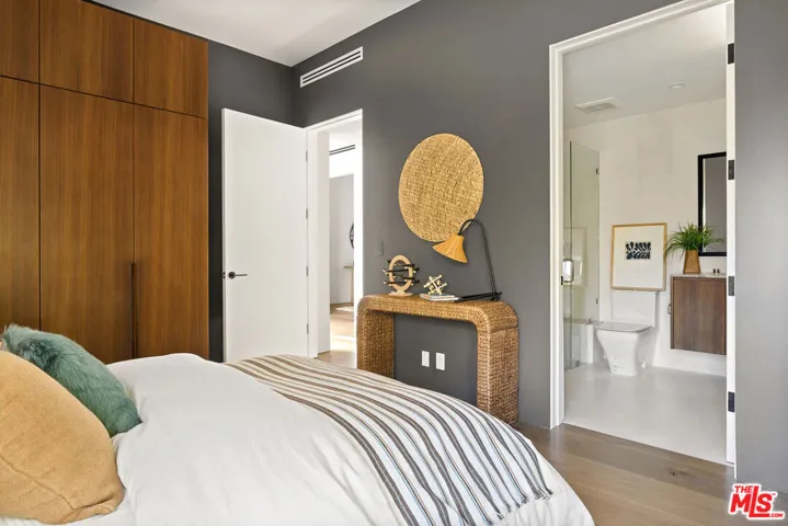 8732 Rangely Avenue, West Hollywood, California 90048