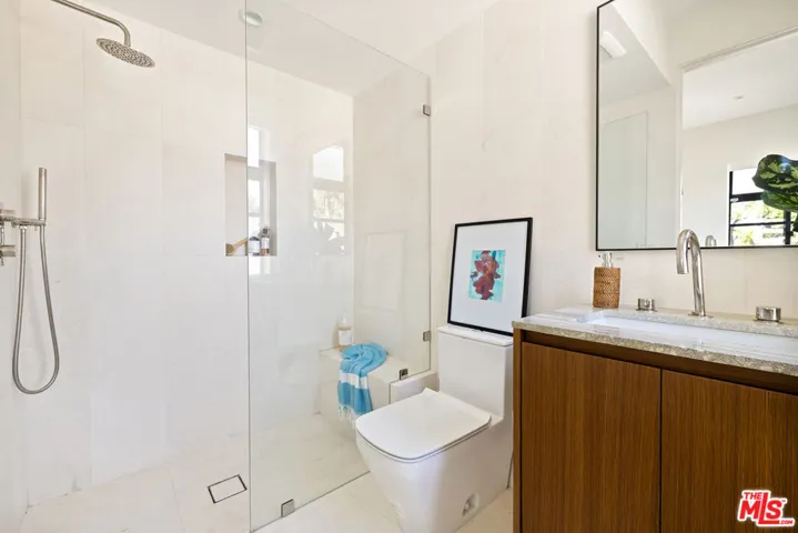 8732 Rangely Avenue, West Hollywood, California 90048