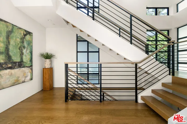 8732 Rangely Avenue, West Hollywood, California 90048