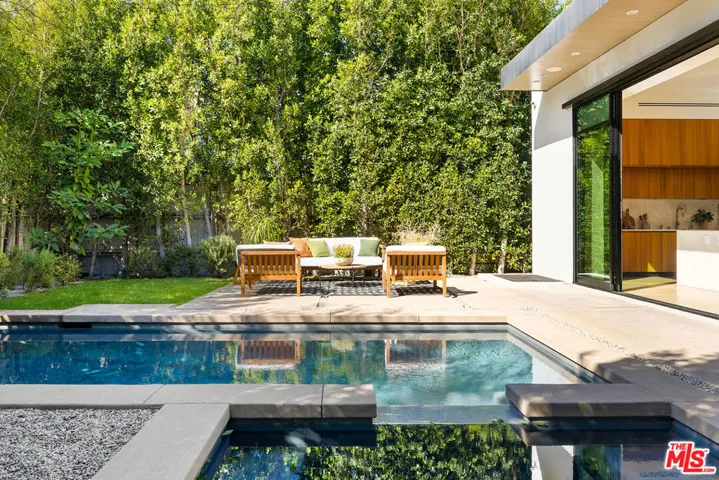 8732 Rangely Avenue, West Hollywood, California 90048