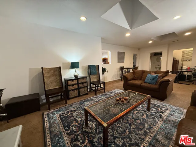 2643 S Spaulding Avenue, Los Angeles, California 90016