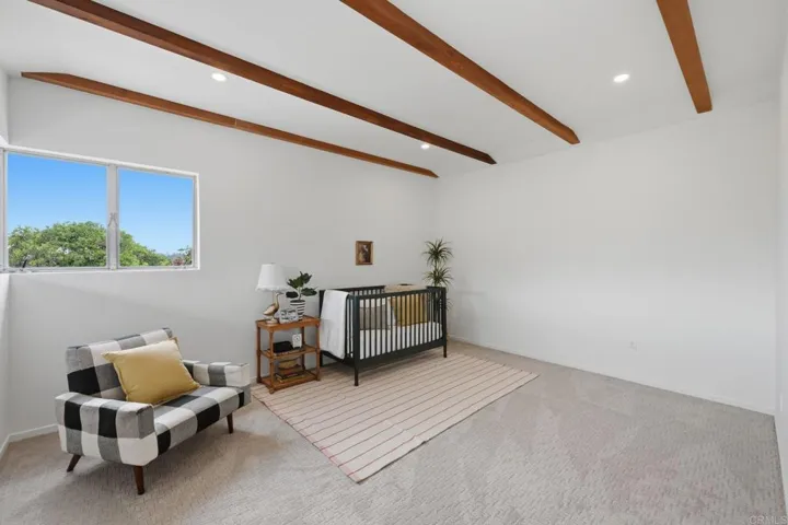 1765 Robinhood Road, Vista, California 92084