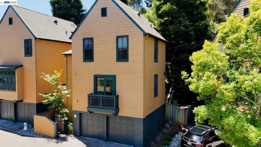 19 Edgewood Pl, Belmont, California 94002