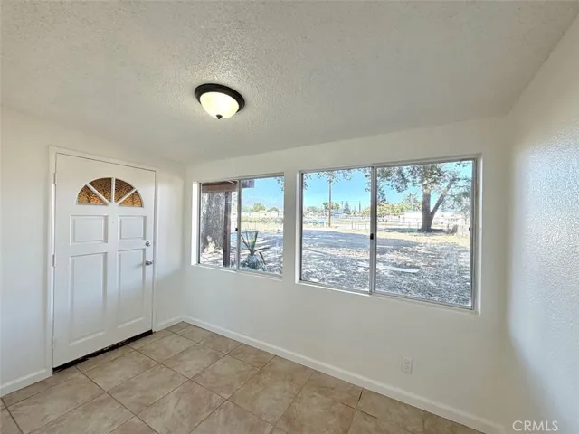 925 Chestnut Avenue, Beaumont, California 92223